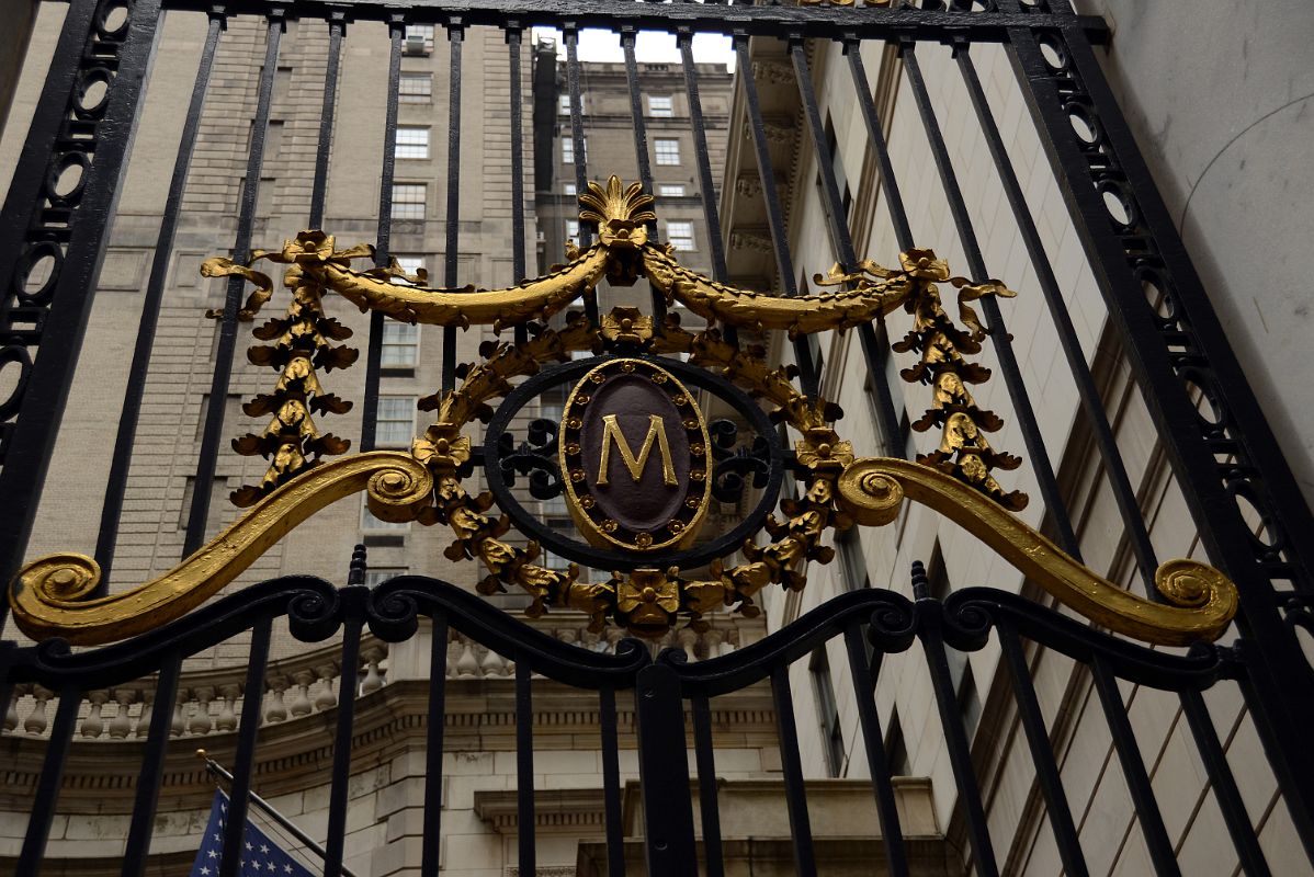 06-1 Gold M Entrance Gate To The Private Metropolitan Club At 1 E 60 St Upper East Side New York City